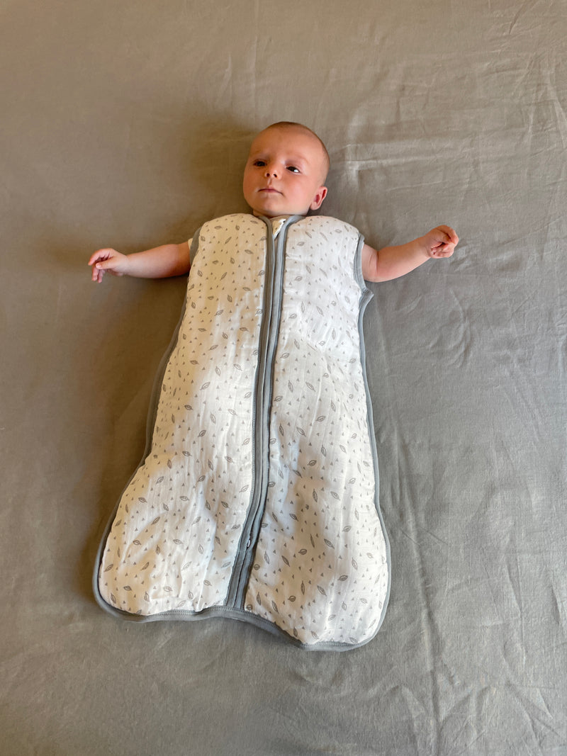 BABY SLEEPING BAG - LEAVES - TOG 1 - COTTON MUSLIN